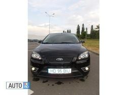 Negru Utilizat 2005 Ford Focus Cabriolet Cabrio | 3.460 EUR