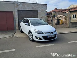 Alb Utilizat 2016 Opel Astra Berlinǎ | 7.350 EUR (Preț OK)