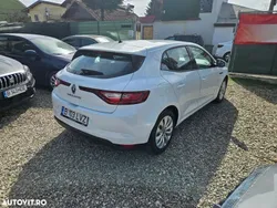Alb Utilizat 2019 Renault Mégane IV Life Hatchback | 9.877 EUR (Super Preț)