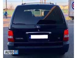 Utilizat 2006 Kia Carnival Monovolum | 1.999 EUR