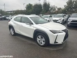 Culoarealb Utilizat 2022 Lexus UX 250h Business Edition SUV | 24.499 EUR (Preț OK)