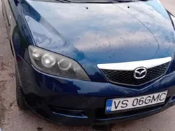 Albastru Utilizat 2006 Mazda 2 Hatchback | 1.600 EUR
