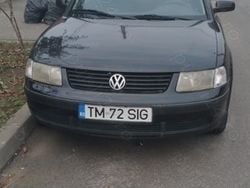Utilizat 2000 VW Passat Berlinǎ | 800 EUR (Preț bun)