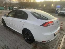 Alb Utilizat 2014 Renault Laguna III Berlinǎ | 5.300 EUR (Super Preț)