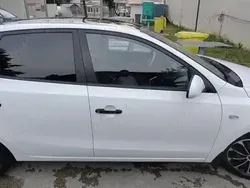 Alb Utilizat 2008 Hyundai i30 Hatchback | 2.400 EUR (Preț bun)