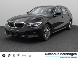 Utilizat 2022 BMW 330 Sport Line | 33.474 EUR