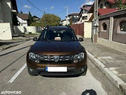 Maro Utilizat 2014 Dacia Duster Lauréate SUV | 8.100 EUR