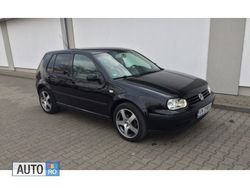 Negru Utilizat 2003 VW Golf IV Hatchback | 1.850 EUR (Preț OK)