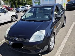 Negru Utilizat 2005 Ford Fiesta Ambiente Hatchback | 1.450 EUR (Preț OK)