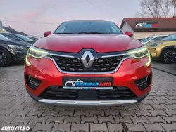 Rosu Utilizat 2021 Renault Arkana Intens SUV | 19.998 EUR (Preț OK)