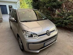 Gri Utilizat 2020 VW e-up! Hatchback | 13.000 EUR