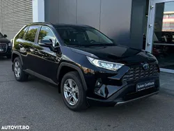 Culoarenegru Nouă 2025 Toyota RAV4 Hybrid SUV | 38.900 EUR (Preț bun)