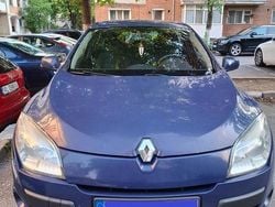 Albastru Utilizat 2011 Renault Mégane III Hatchback | 2.800 EUR (Preț bun)