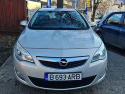 Culoaregri Utilizat 2010 Opel Astra Active Hatchback | 3.999 EUR (Preț OK)