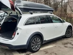 Alb Utilizat 2014 Opel Insignia Break | 8.500 EUR