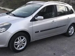 Argint Utilizat 2009 Renault Clio GrandTour Collection Break | 2.600 EUR (Puțin scump)