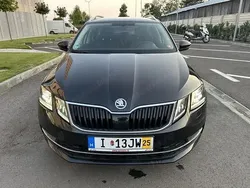 Negru Utilizat 2020 Skoda Octavia Premium Edition Break | 11.890 EUR (Super Preț)