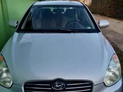 Gri Utilizat 2008 Hyundai Accent Berlinǎ | 2.500 EUR