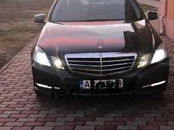Gri Utilizat 2012 Mercedes E250 Berlinǎ | 8.500 EUR (Super Preț)