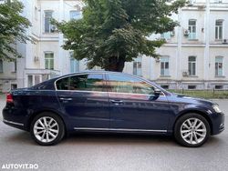 Albastru Utilizat 2012 VW Passat Berlinǎ | 9.900 EUR (Puțin scump)