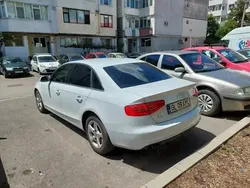 Alb Utilizat 2012 Audi A4 Berlinǎ | 9.900 EUR (Puțin scump)