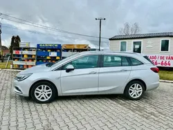 Gri Utilizat 2017 Opel Astra Break | 5.999 EUR (Preț bun)