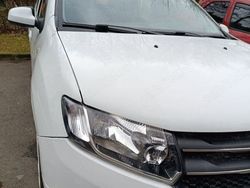 Alb Utilizat 2015 Dacia Logan Berlinǎ | 3.099 EUR (Scump)