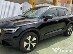 Negru Utilizat 2024 Volvo XC40 Core SUV | 38.400 EUR