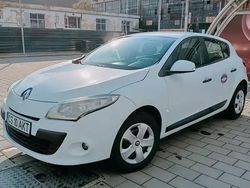 Utilizat 2010 Renault Mégane III Hatchback | 2.700 EUR (Preț bun)
