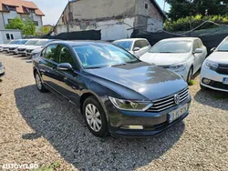 Gri Utilizat 2018 VW Passat Trendline Berlinǎ | 12.852 EUR (Preț bun)