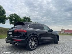 Culoarenegru Utilizat 2016 Porsche Cayenne SUV | 29.990 EUR (Scump)