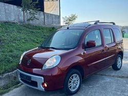 Culoarerosu Utilizat 2009 Renault Kangoo Monovolum | 3.790 EUR (Preț OK)