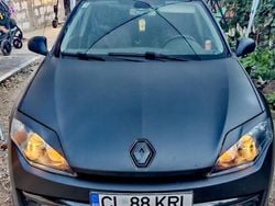 Utilizat 2011 Renault Laguna III Hatchback | 2.000 EUR (Preț bun)