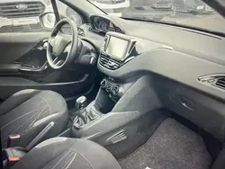 Utilizat 2013 Peugeot 208 Hatchback | 3.990 EUR (Super Preț)