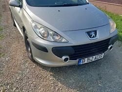 Argintiu Utilizat 2006 Peugeot 307 Hatchback | 4.500 EUR