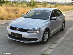 Argint Utilizat 2012 VW Jetta Comfortline Berlinǎ | 5.750 EUR (Preț OK)