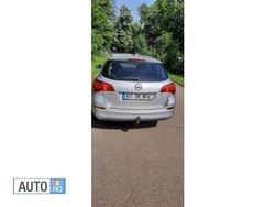 Gri Utilizat 2011 Opel Astra Break | 4.350 EUR (Puțin scump)