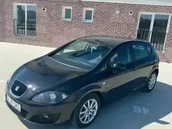 Negru Utilizat 2011 Seat Leon Hatchback | 4.000 EUR (Preț bun)