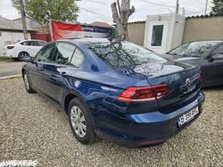 Culoarealbastru Utilizat 2021 VW Passat Trendline Berlinǎ | 17.908 EUR (Super Preț)