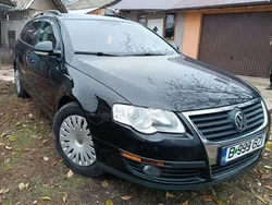 Negru Utilizat 2009 VW Passat Break | 3.990 EUR (Preț OK)
