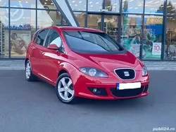 Rosu Utilizat 2005 Seat Altea Monovolum | 2.350 EUR (Preț bun)