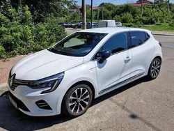 Culoarealb Utilizat 2023 Renault Clio V Techno Hatchback | 17.650 EUR (Preț OK)