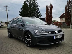 Negru Utilizat 2016 VW Golf VII GTD Break | 10.700 EUR (Preț bun)