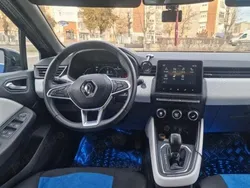 Utilizat 2022 Renault Clio V Hatchback | 15.850 EUR (Preț OK)