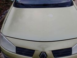 Utilizat 2003 Renault Mégane II Coupe | 850 EUR