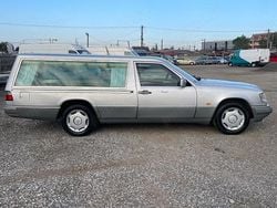 Utilizat 1990 Mercedes 200 Break | 4.990 EUR