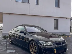 Culoarenegru Utilizat 2011 BMW 335 Comfort Edition Coupe | 14.450 EUR