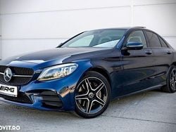 Culoarealbastru Utilizat 2021 Mercedes C300e AMG line Berlinǎ | 28.850 EUR (Puțin scump)