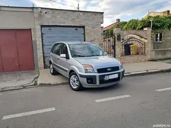 Utilizat 2009 Ford Fusion Berlinǎ | 3.750 EUR (Preț OK)