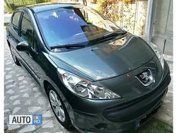 Verde Utilizat 2007 Peugeot 207 Hatchback | 3.600 EUR (Preț OK)